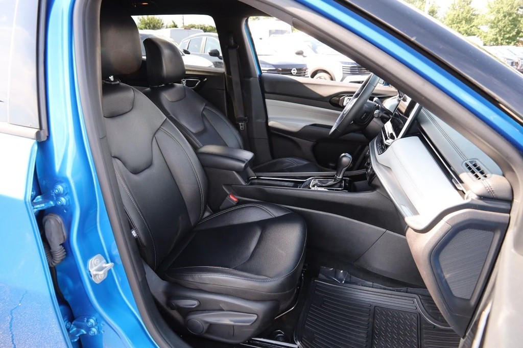 Jeep Compass Vehicle Image 28