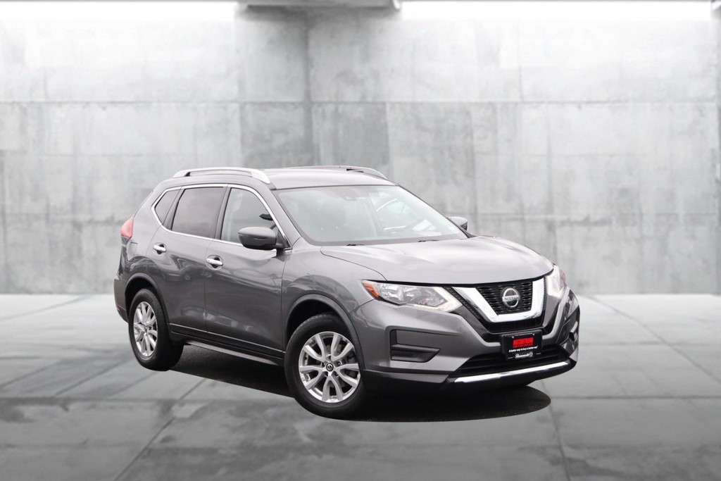 Nissan Rogue Vehicle Image 02