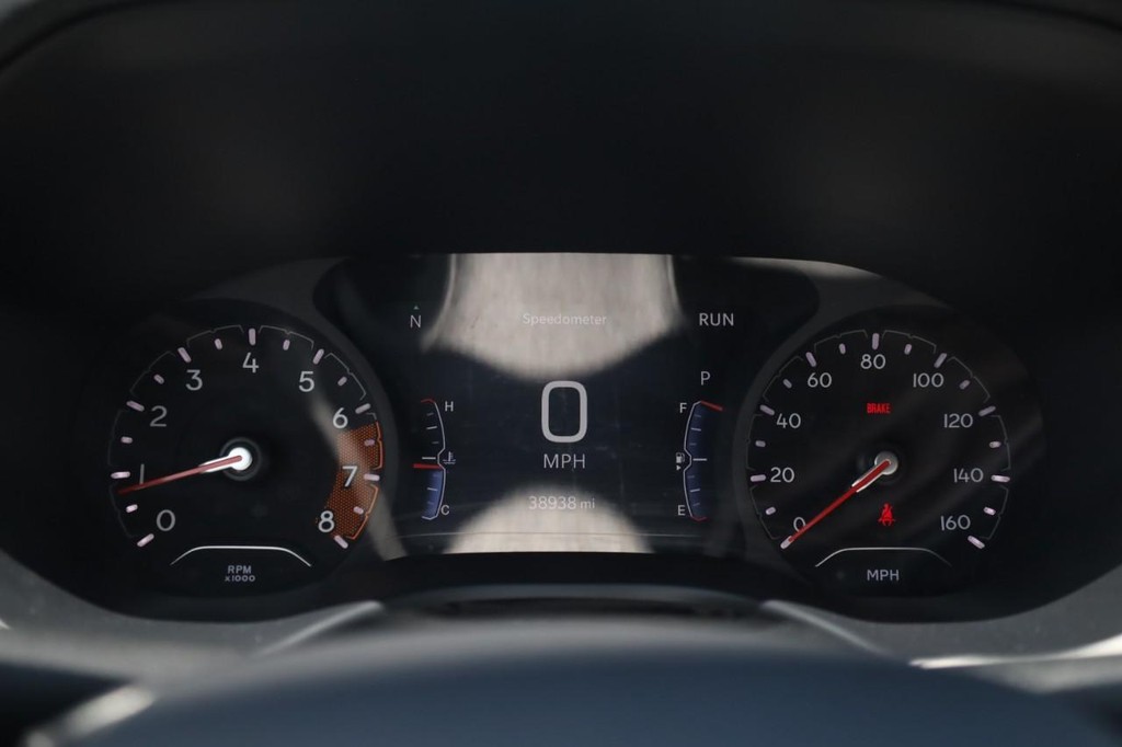 Jeep Compass Vehicle Full-screen Gallery Image 13