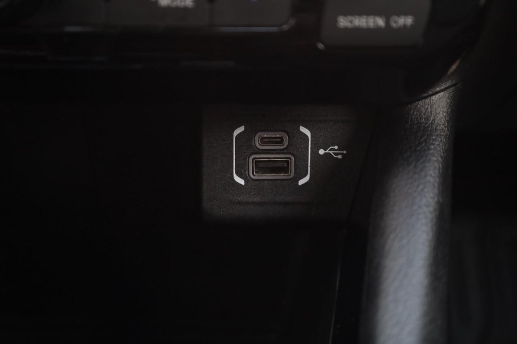 Jeep Compass Vehicle Full-screen Gallery Image 17