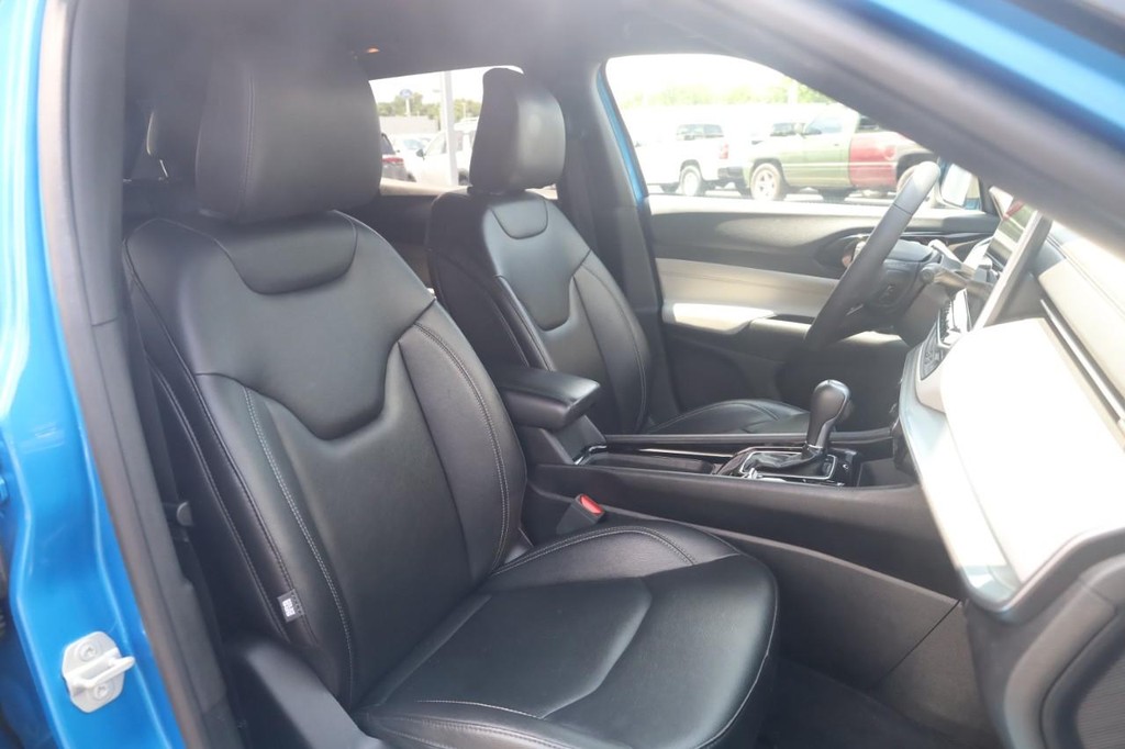 Jeep Compass Vehicle Full-screen Gallery Image 20