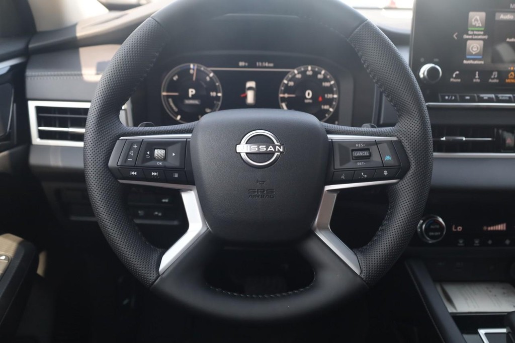 Nissan Rogue Plug-In Hybrid Vehicle Image 08