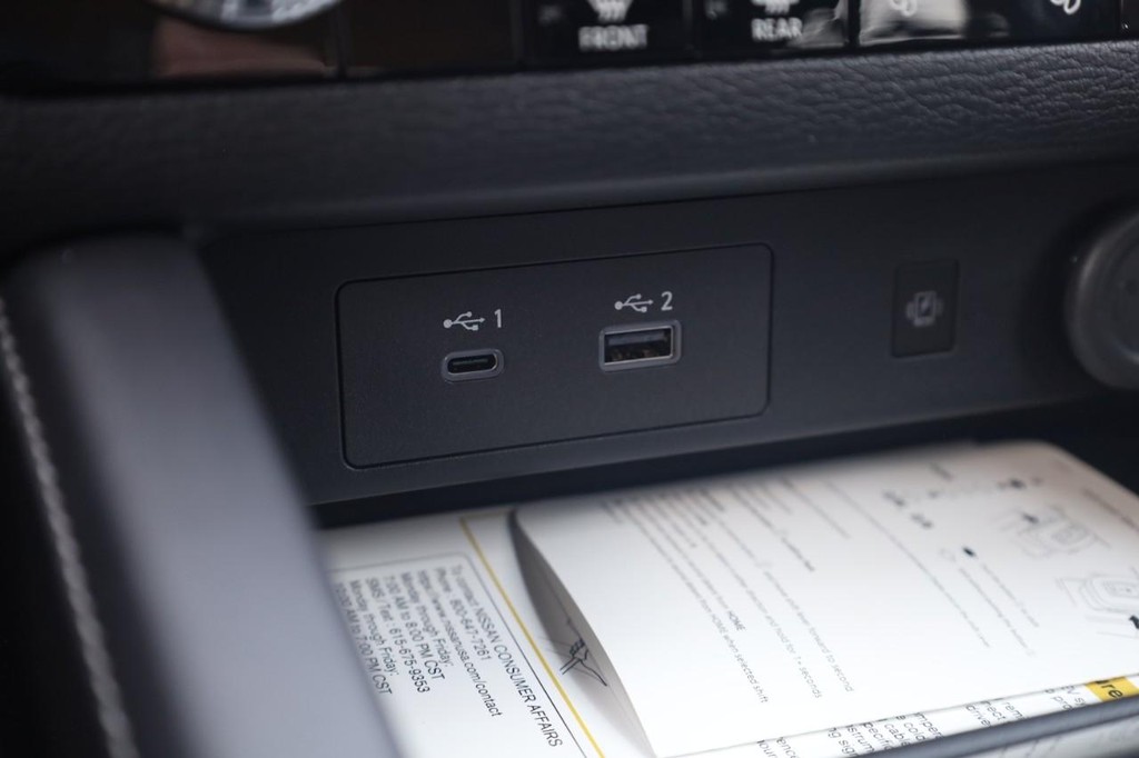 Nissan Rogue Plug-In Hybrid Vehicle Image 17