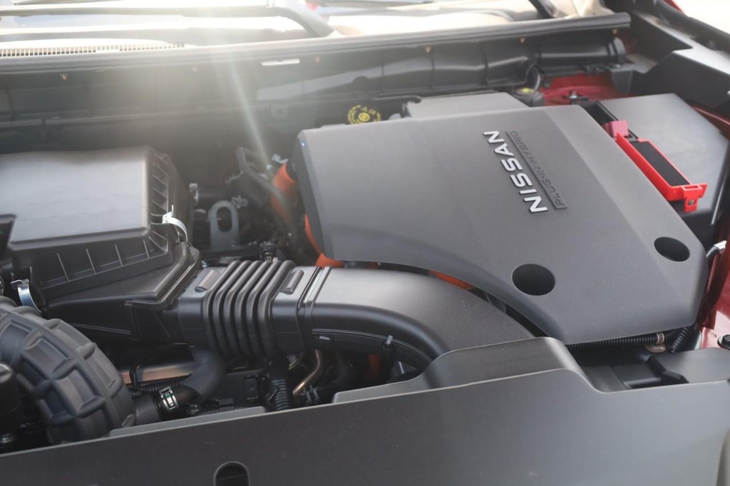 Nissan Rogue Plug-In Hybrid Vehicle Image 24