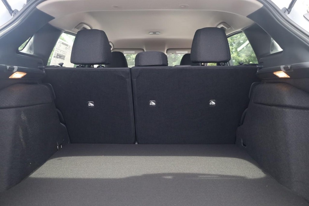 Nissan Kicks Vehicle Image 22