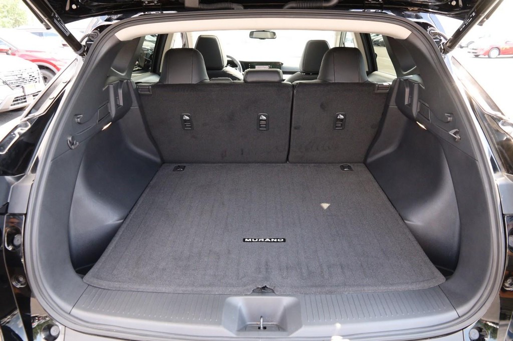 Nissan Murano Vehicle Image 07