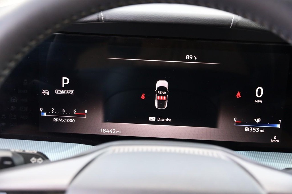 Nissan Murano Vehicle Image 15
