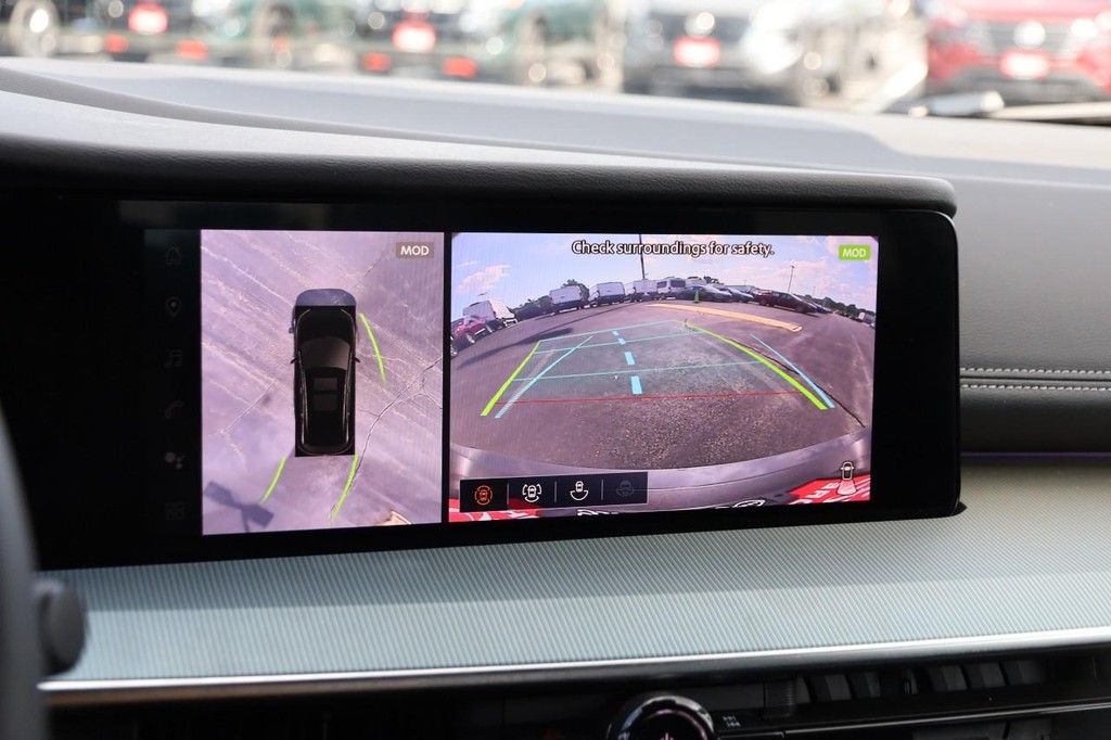 Nissan Murano Vehicle Image 19