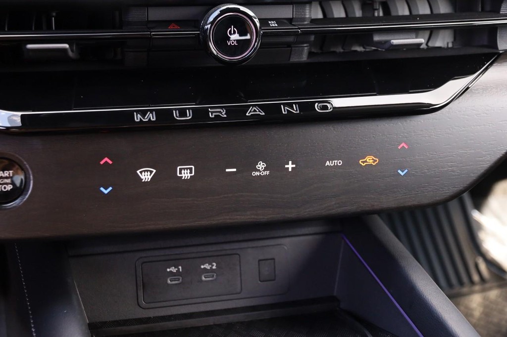 Nissan Murano Vehicle Image 20