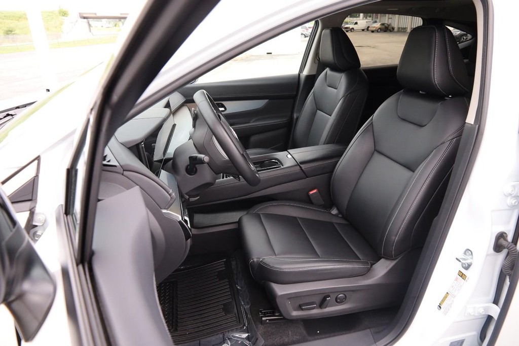 Nissan Murano Vehicle Image 10