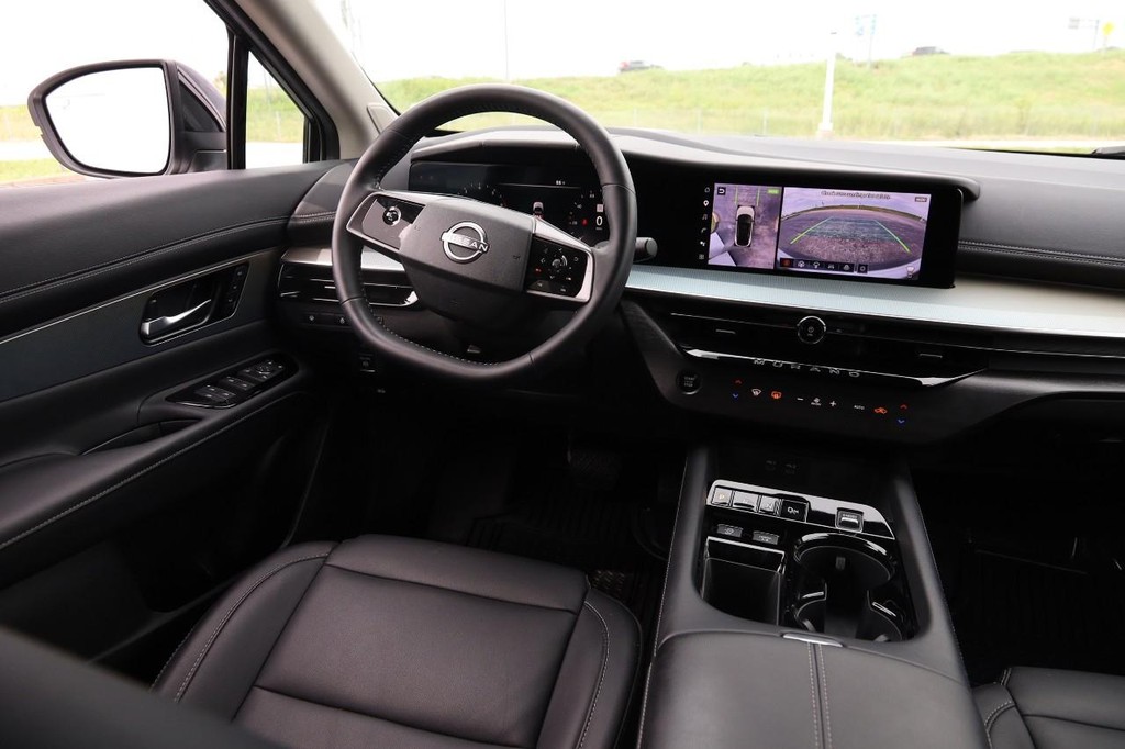 Nissan Murano Vehicle Image 23