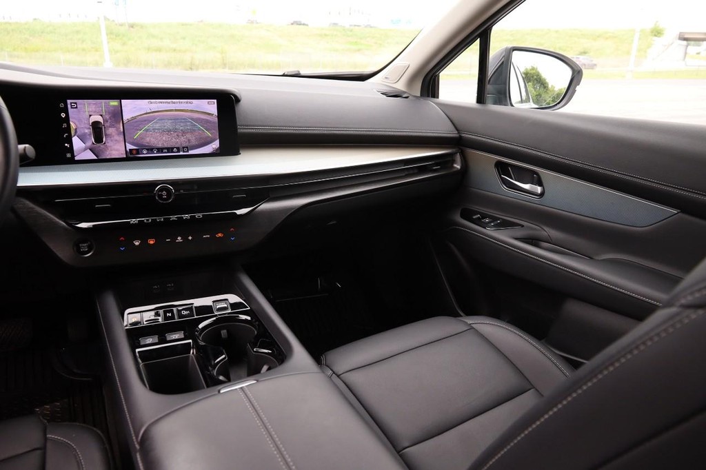 Nissan Murano Vehicle Image 26