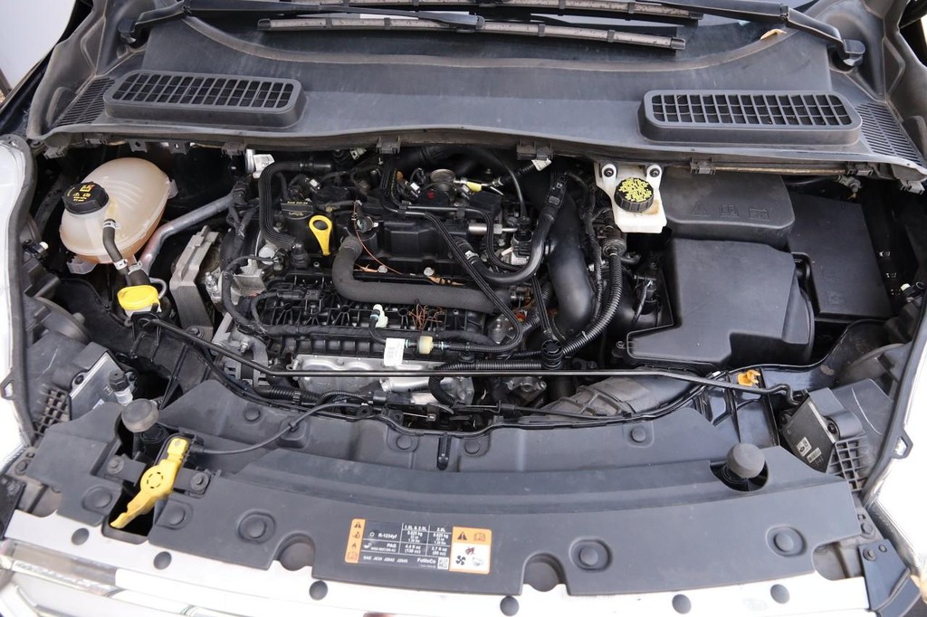 Ford Escape Vehicle Full-screen Gallery Image 28