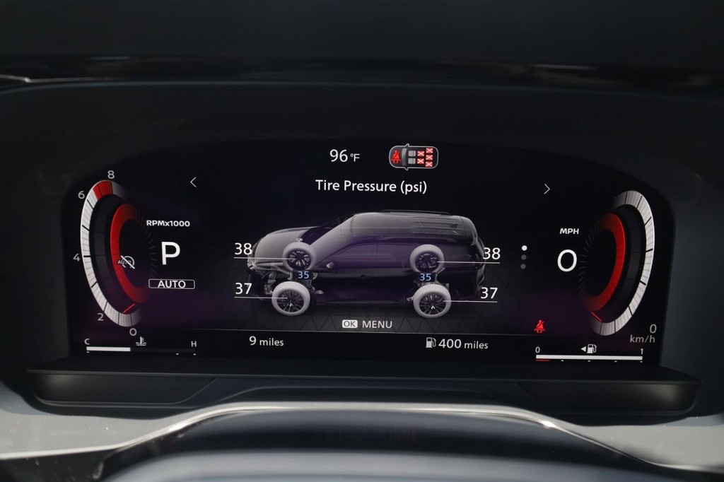 Nissan Pathfinder Vehicle Image 14