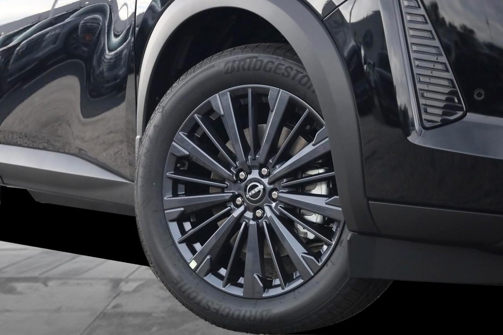 Nissan Pathfinder Vehicle Image 03