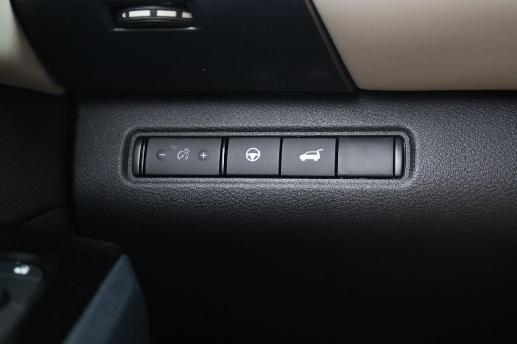 Nissan Pathfinder Vehicle Image 20