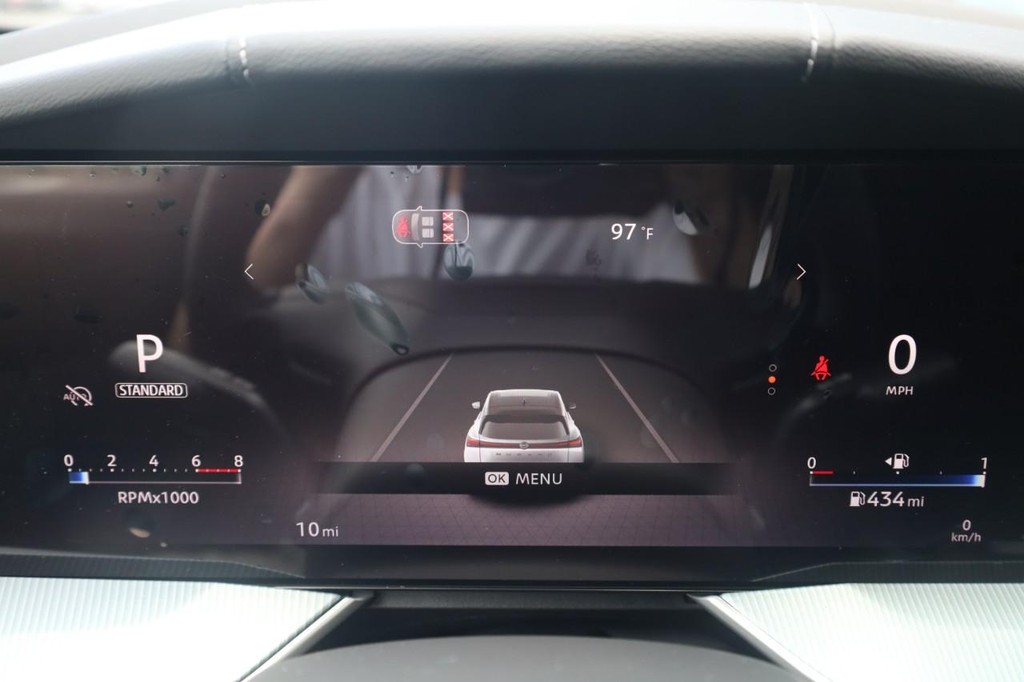 Nissan Murano Vehicle Image 14