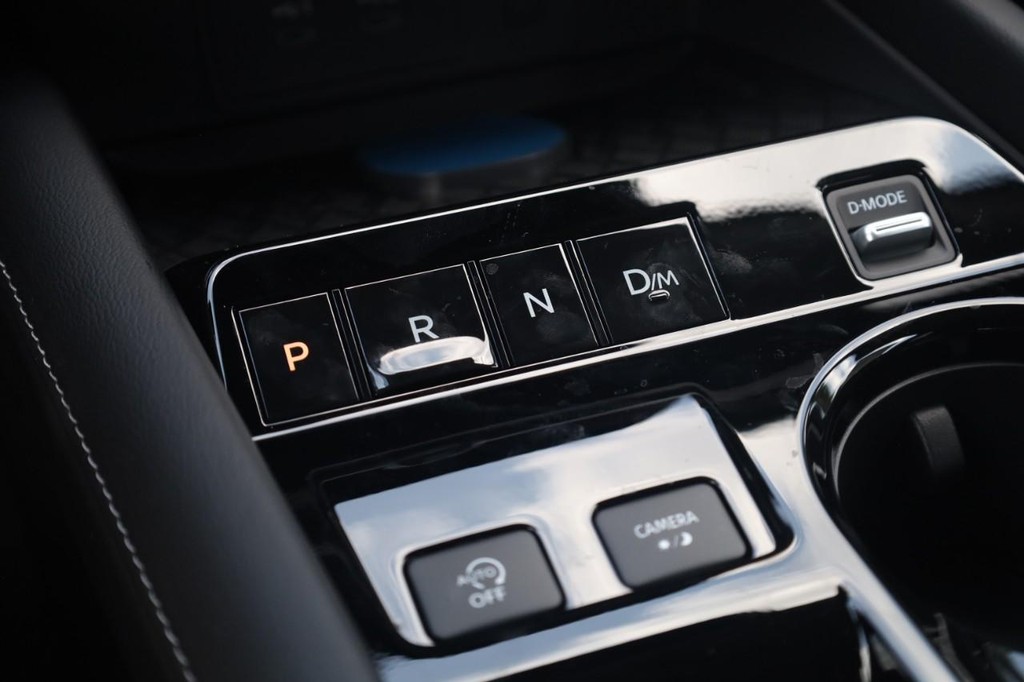 Nissan Murano Vehicle Image 19