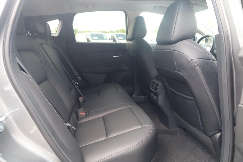Nissan Murano Vehicle Image 22