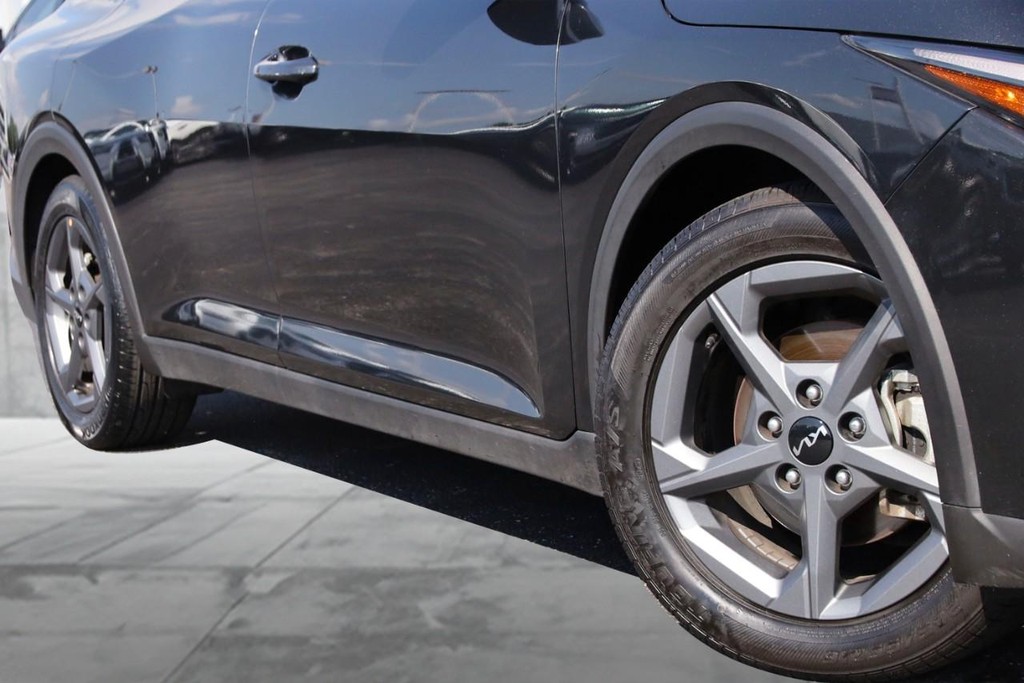 Kia K4 Vehicle Image 03