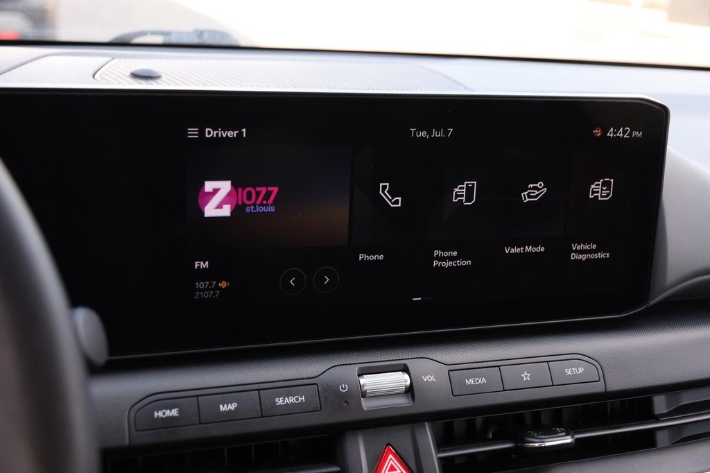 Kia K4 Vehicle Image 16