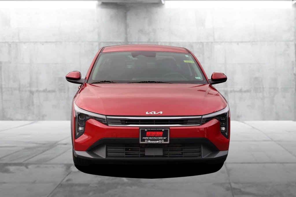 Kia K4 Vehicle Image 04