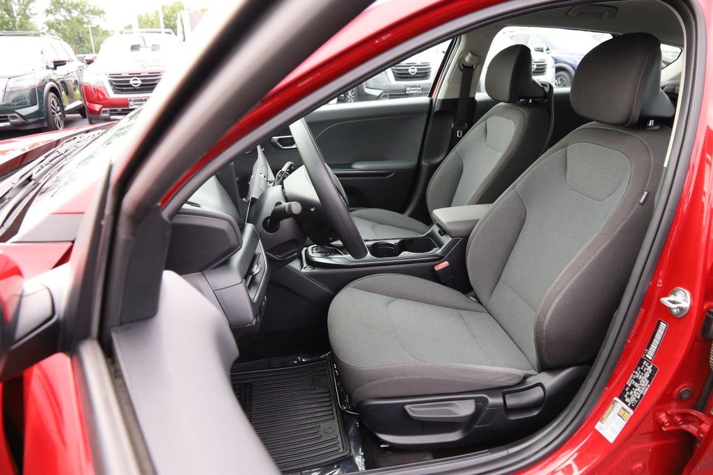 Kia K4 Vehicle Image 08