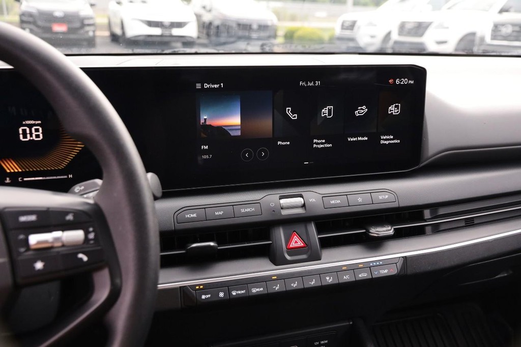 Kia K4 Vehicle Image 15