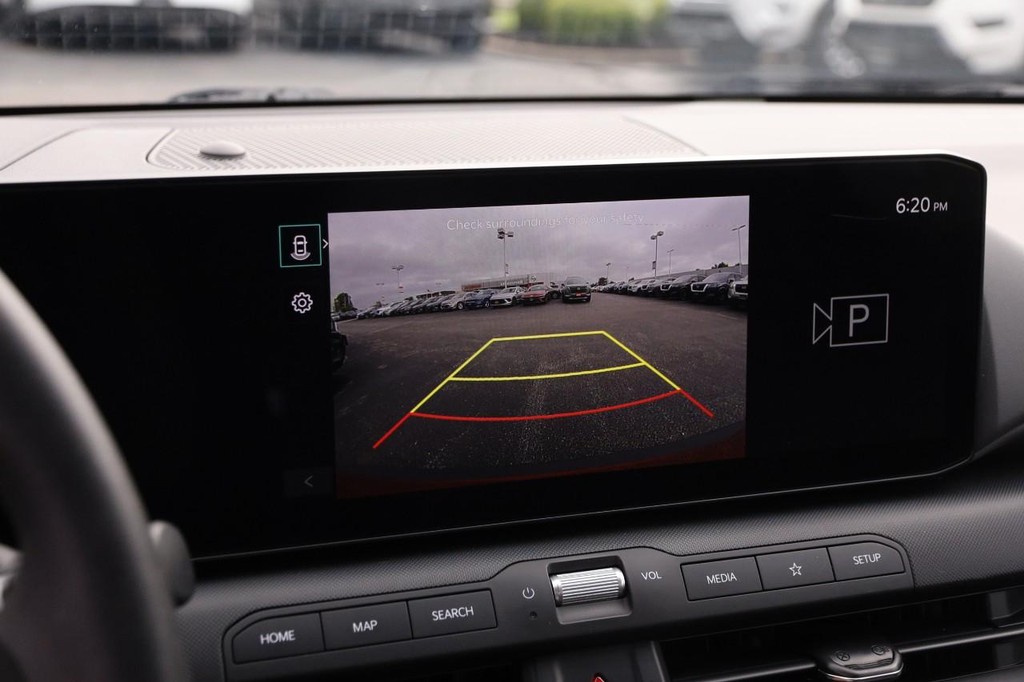 Kia K4 Vehicle Image 16