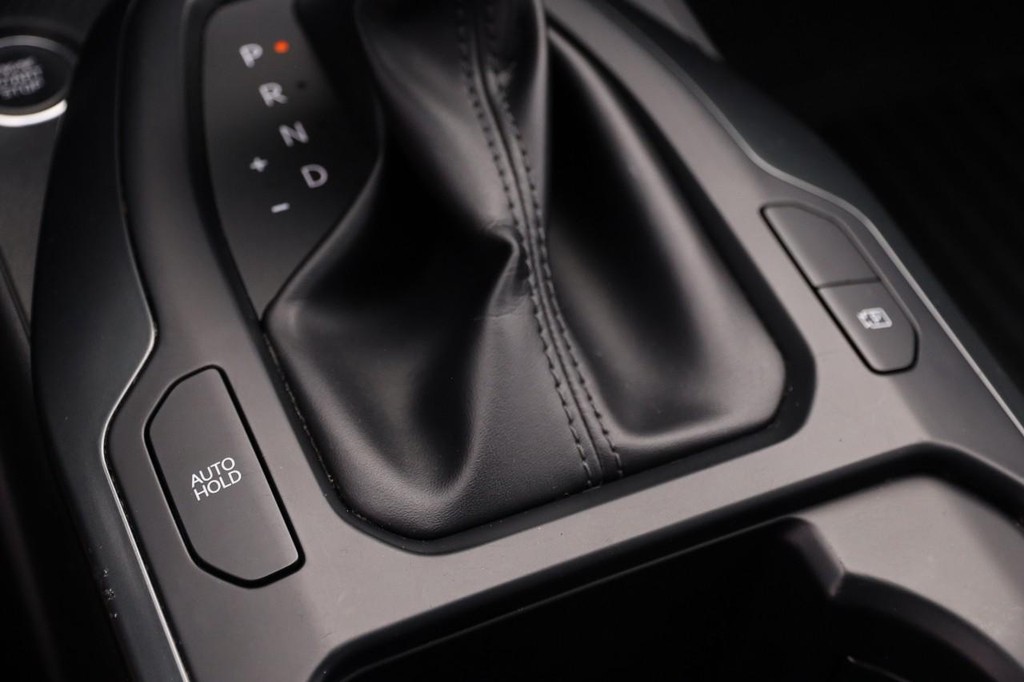 Kia K4 Vehicle Image 19