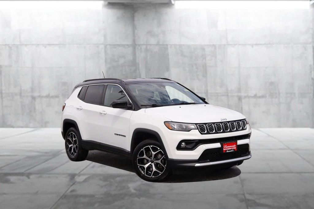 Jeep Compass Vehicle Image 02
