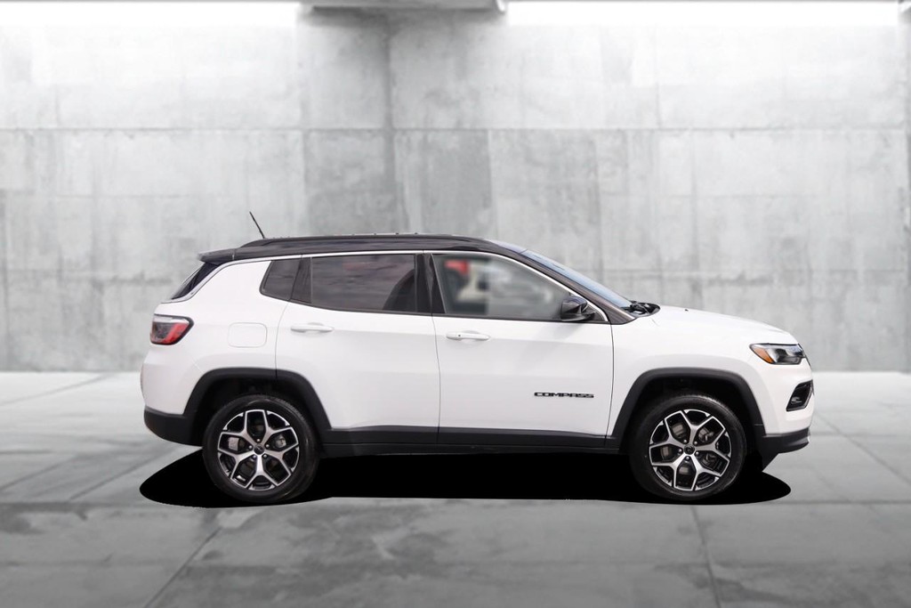 Jeep Compass Vehicle Image 05