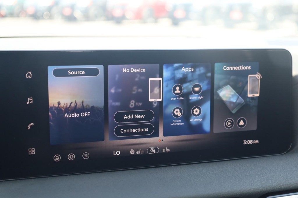 Nissan Sentra Vehicle Image 14