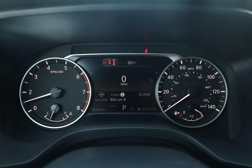 Nissan Rogue Vehicle Image 13