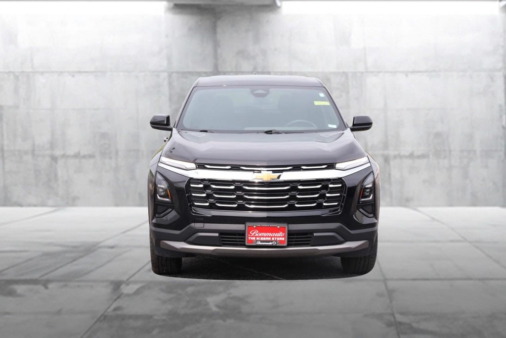 Chevrolet Equinox Vehicle Image 04