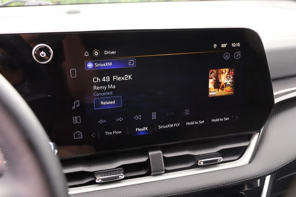 Chevrolet Equinox Vehicle Image 17