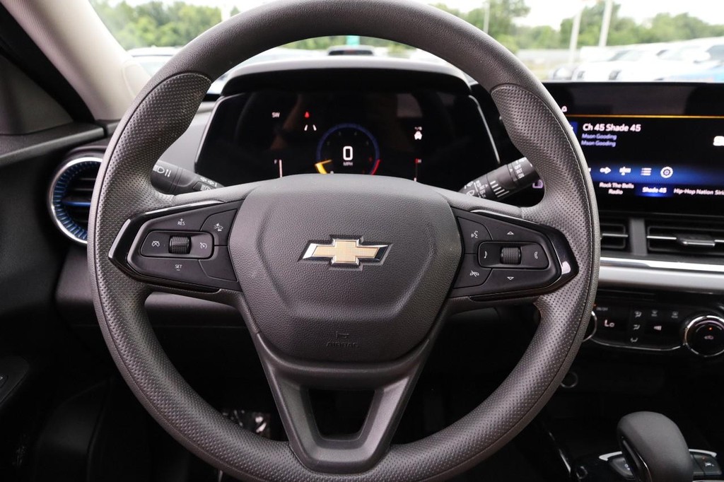 Chevrolet Trax Vehicle Image 10