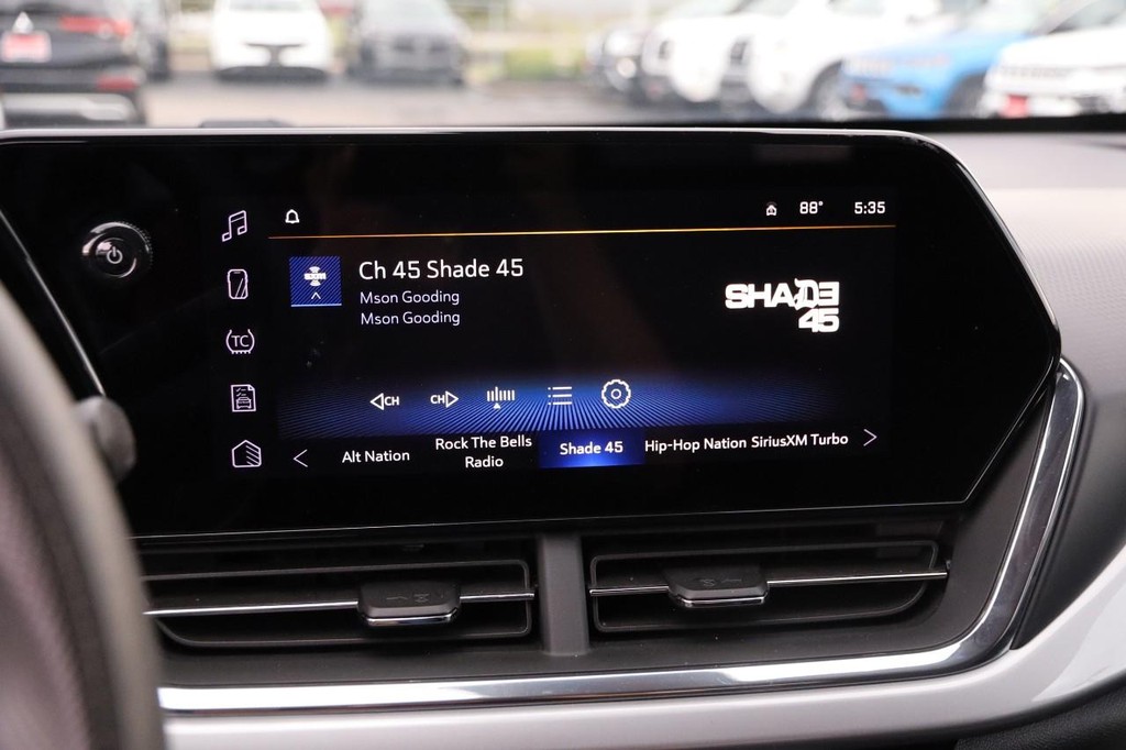 Chevrolet Trax Vehicle Image 16