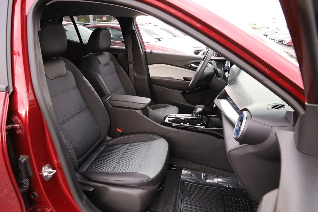Chevrolet Trax Vehicle Image 26