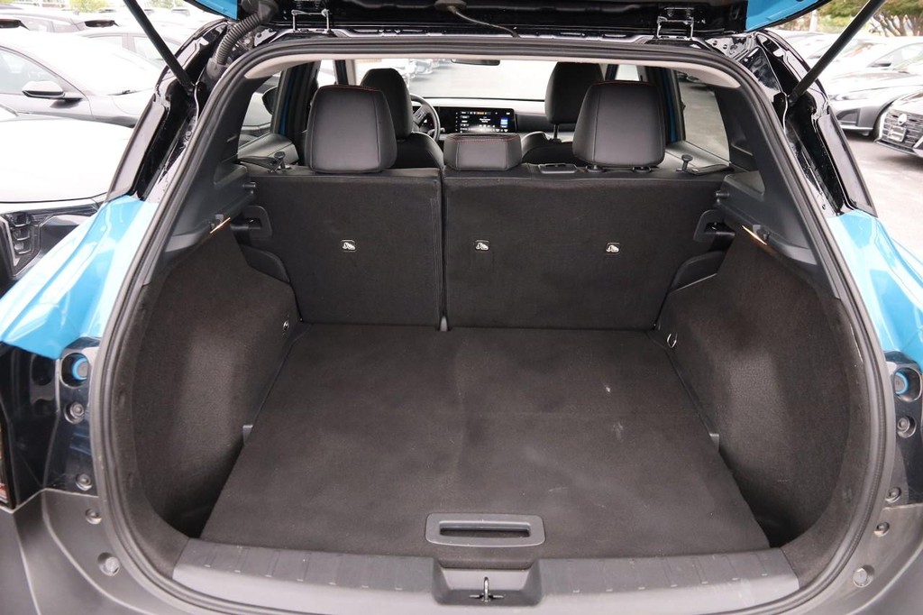 Nissan Kicks Vehicle Image 07