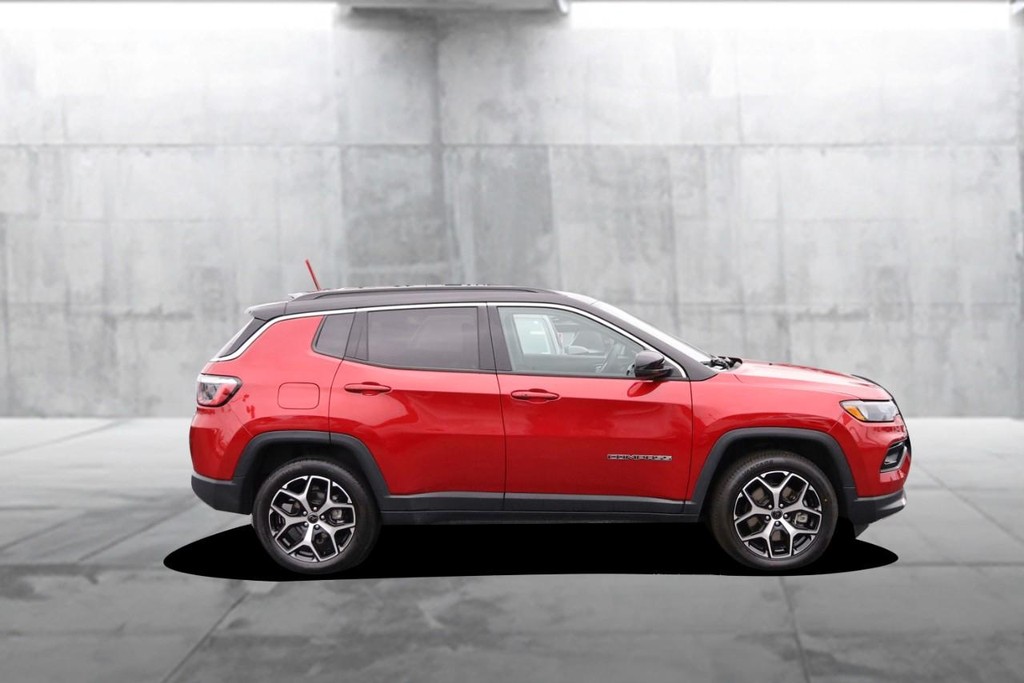 Jeep Compass Vehicle Image 05