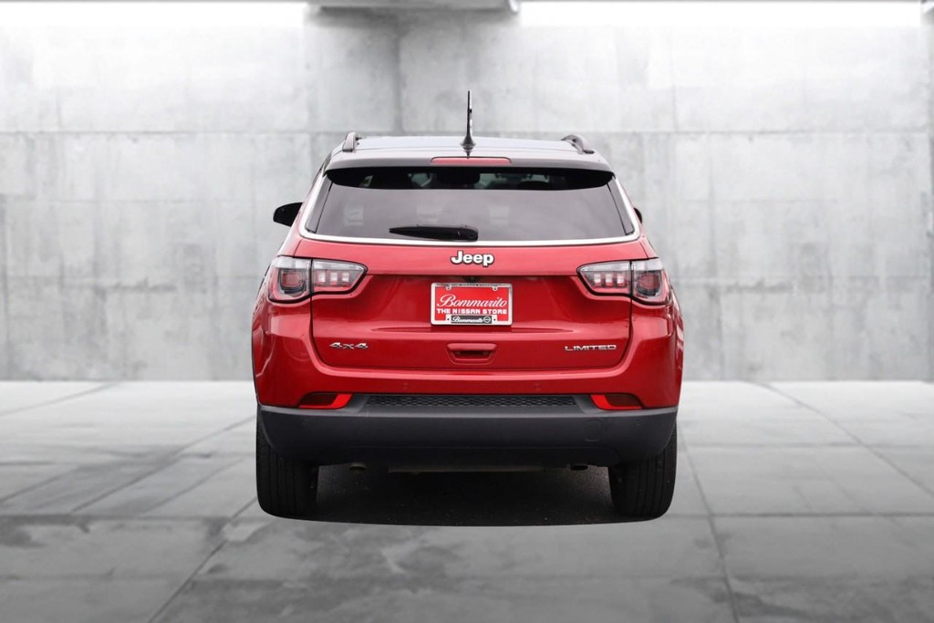 Jeep Compass Vehicle Image 06