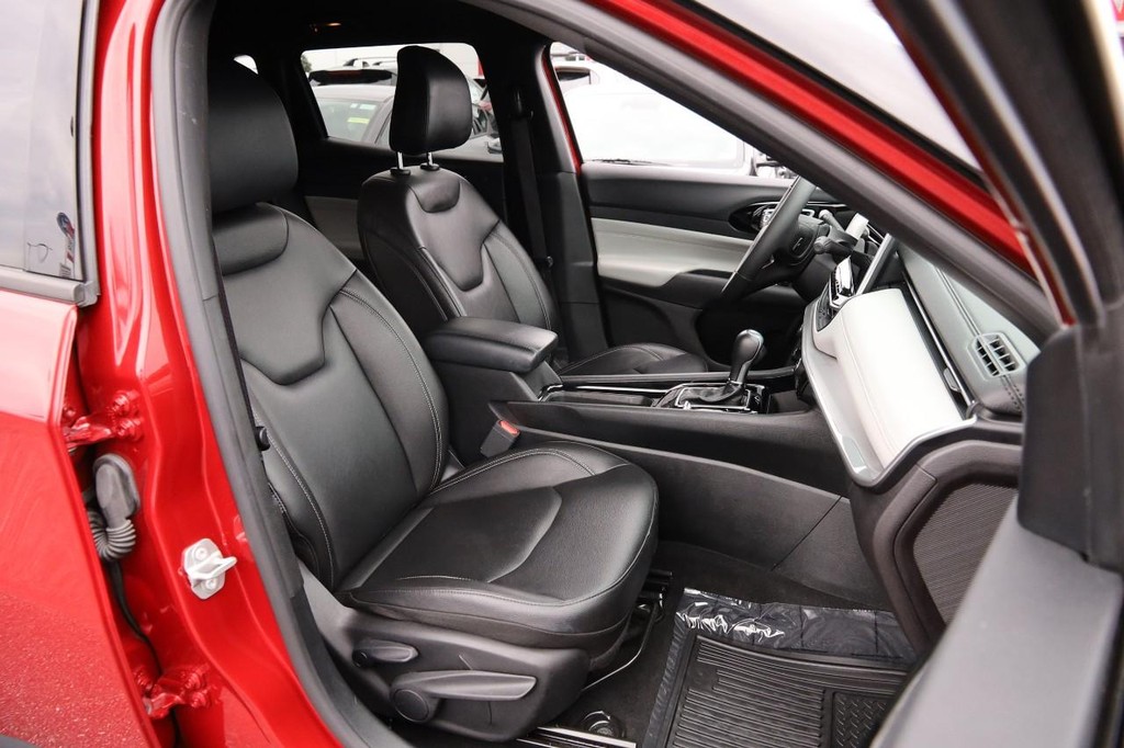 Jeep Compass Vehicle Image 26
