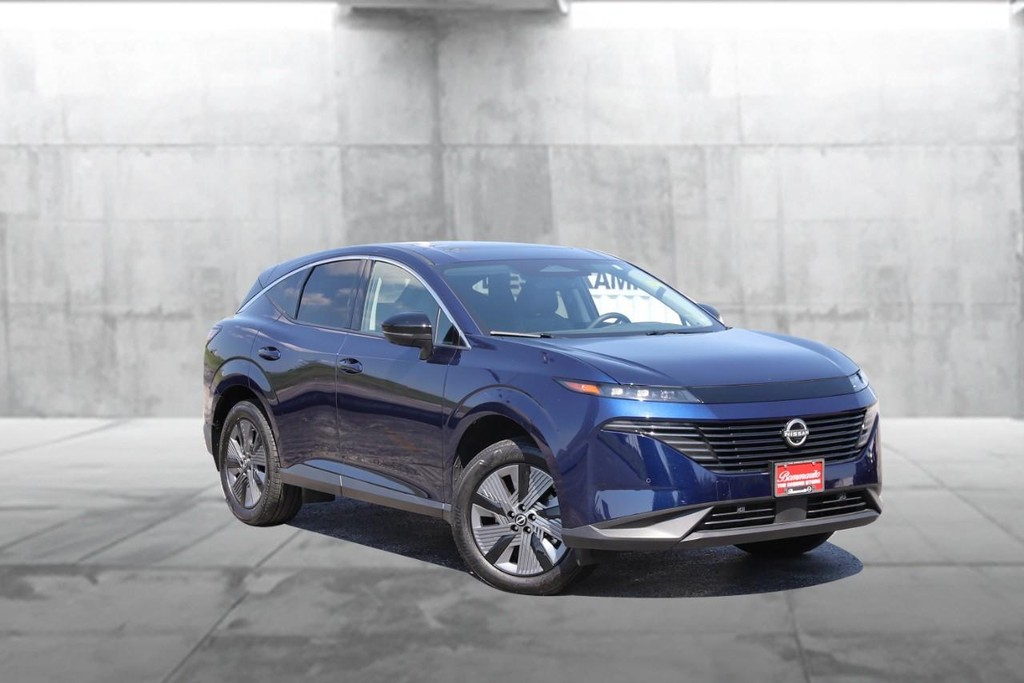 Nissan Murano Vehicle Image 02