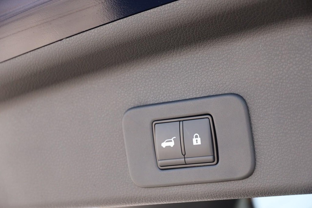 Nissan Murano Vehicle Image 08