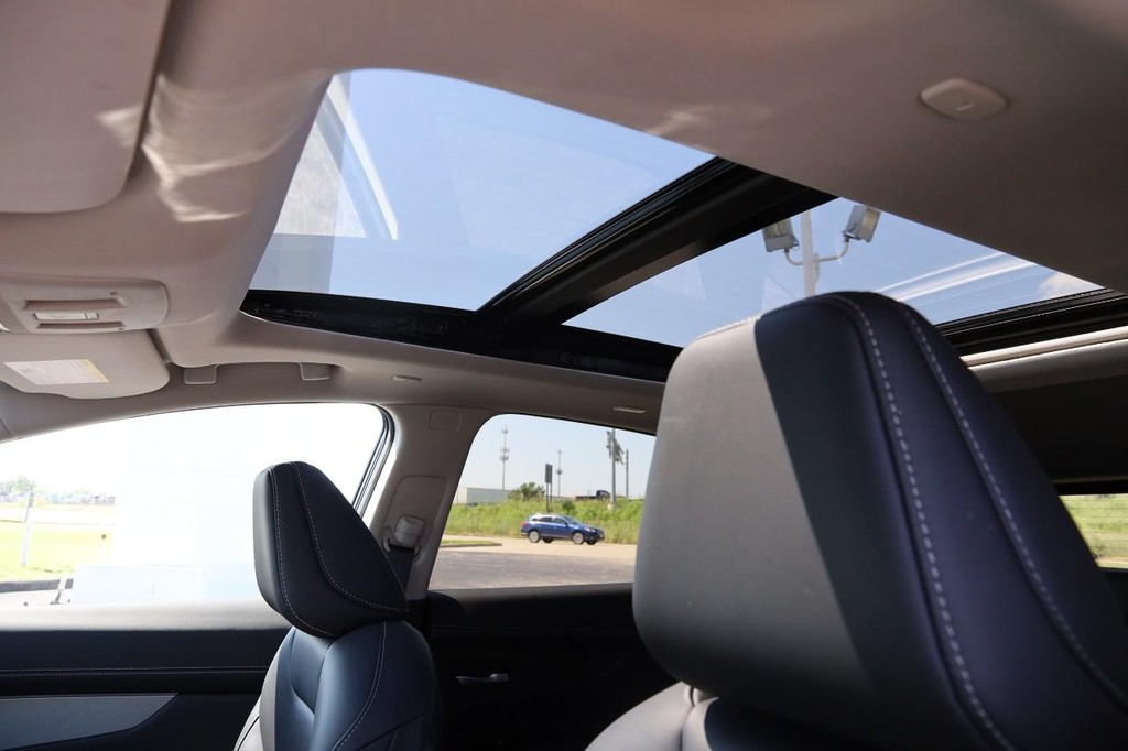 Nissan Murano Vehicle Image 09