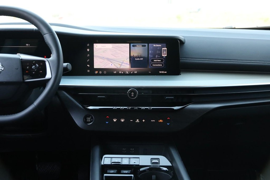 Nissan Murano Vehicle Image 26