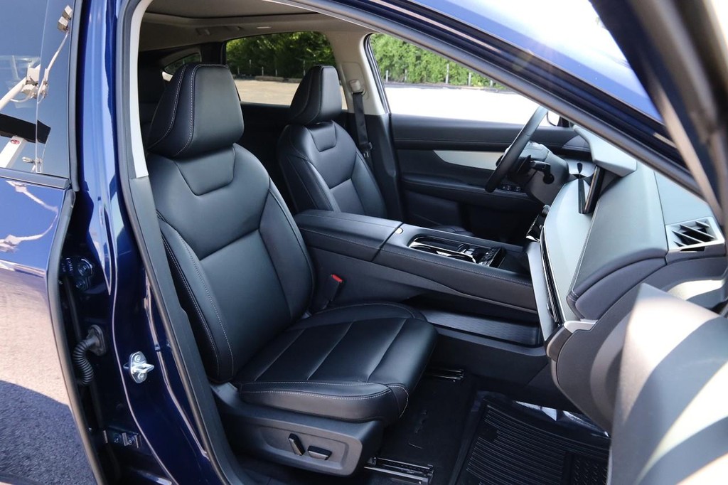 Nissan Murano Vehicle Image 28