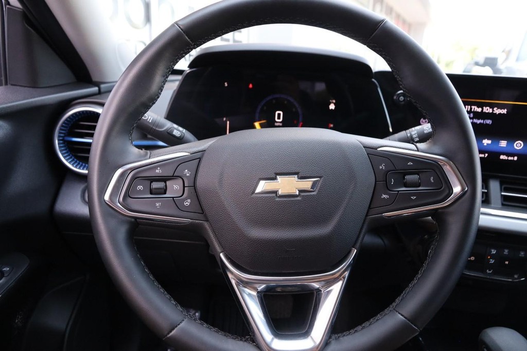 Chevrolet Trax Vehicle Image 10
