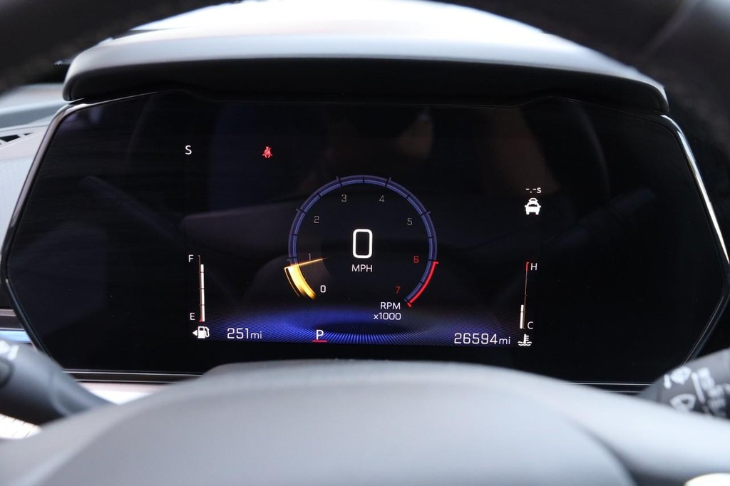 Chevrolet Trax Vehicle Image 13